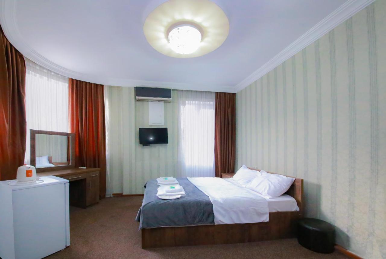 Royal Hotel Tbilisi Exterior photo